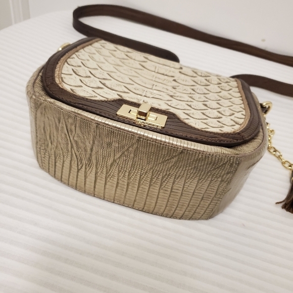Brahmin Sonny Croc Print Leather Crossbody, Classic w/goldtone hardware - Picture 13 of 15
